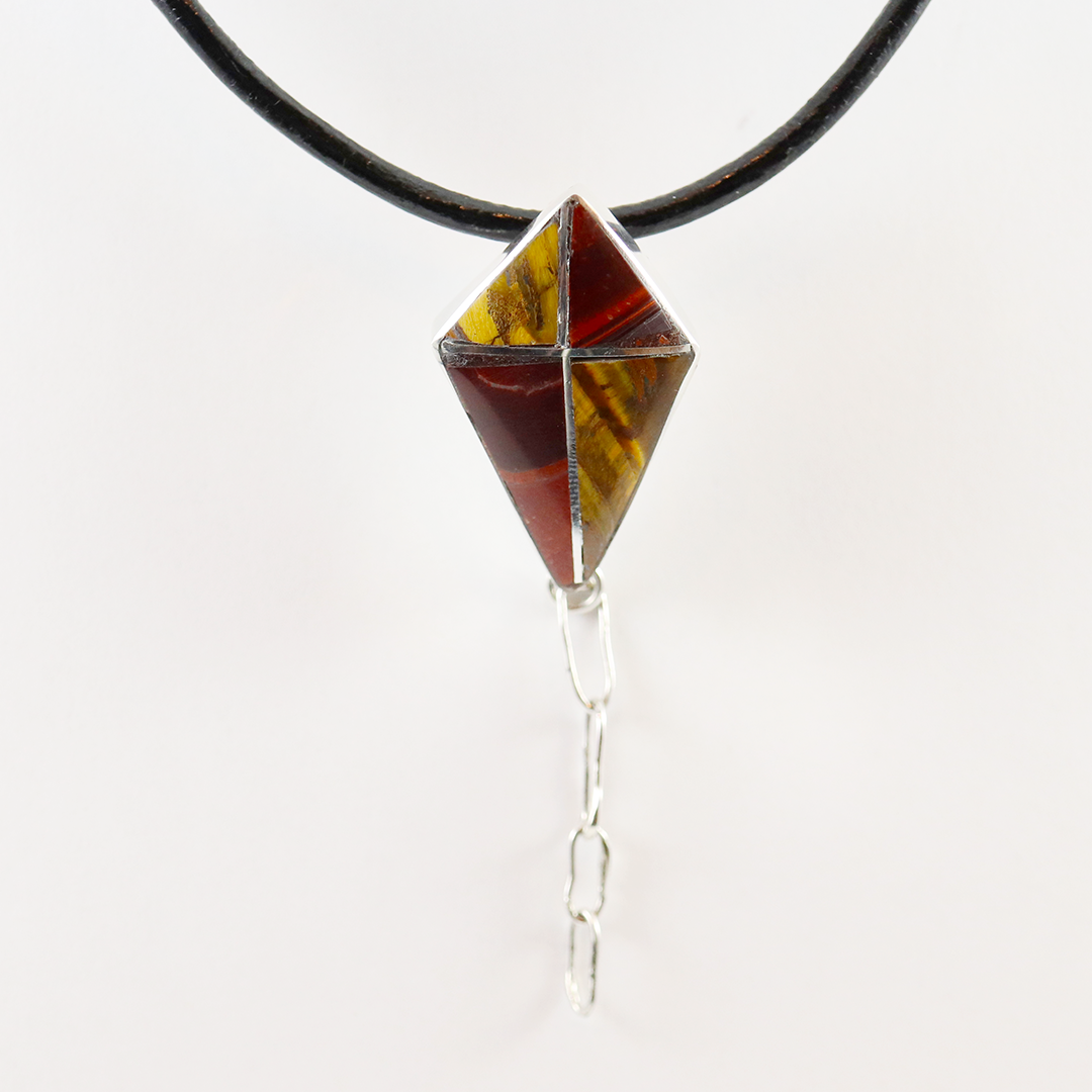 Tiger&#39;s Eye Kite necklace