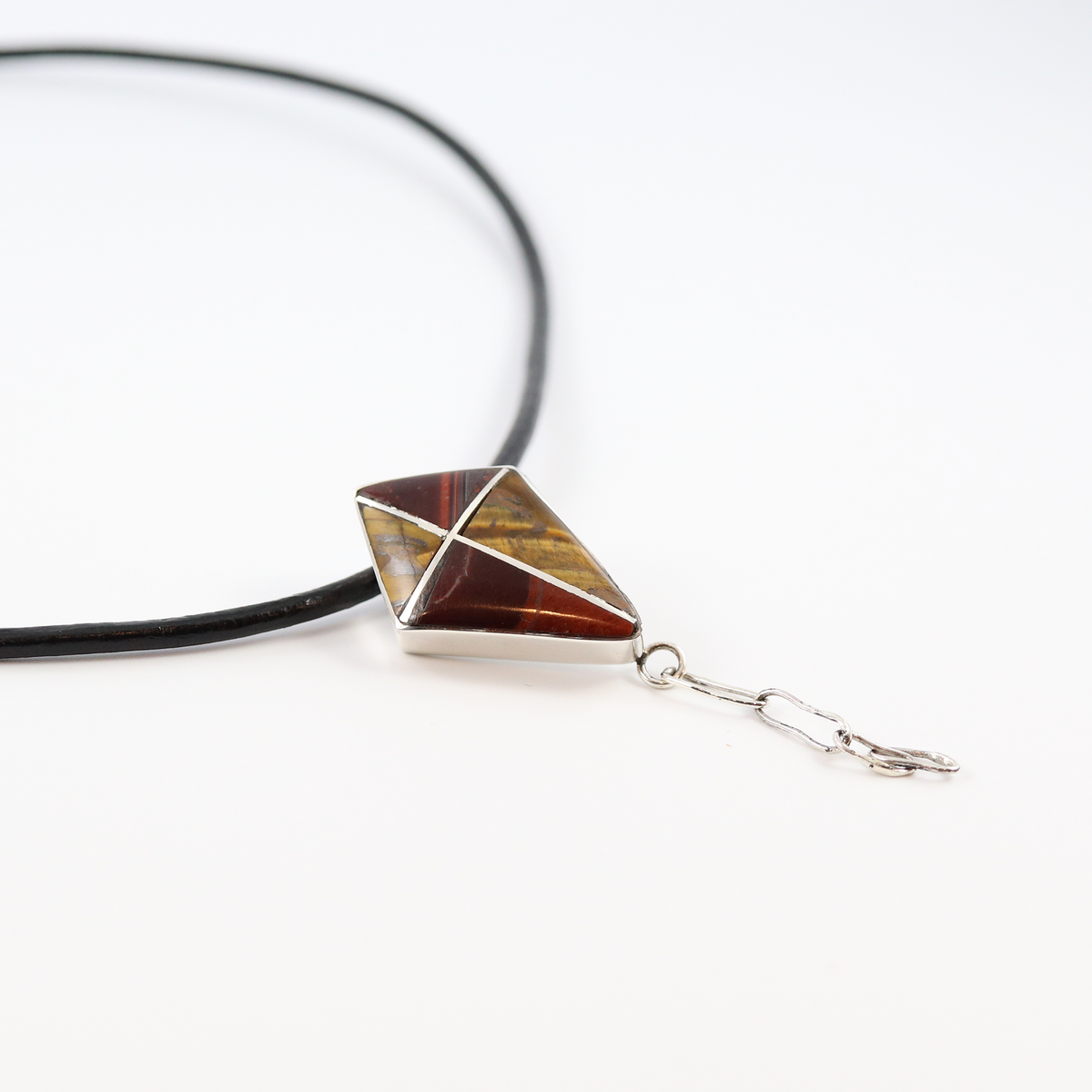 Tiger&#39;s Eye Kite necklace