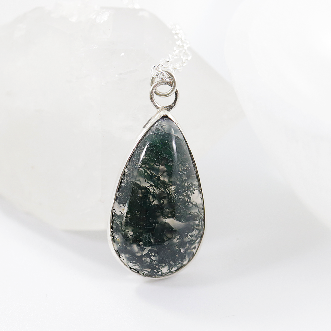Moss agate discount necklace